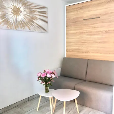 아파트 Cosy + Parking Prive 카발레르쉬르메르