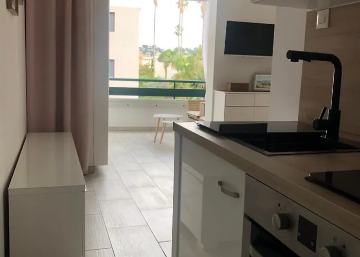 Lägenhet Cosy + Parking Prive *